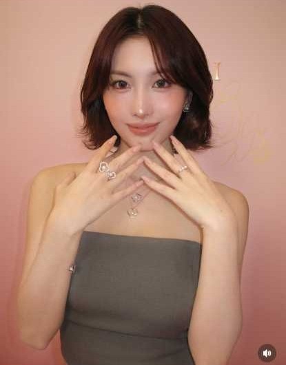 Instagram:モモ(@momo)より