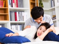 男性に聞いた！　彼女には、何回目のデートで「おうちデート」をOKしてほしい？　2位「1回目」、1位は……