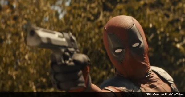 ふざけ過ぎ!?『デッドプール』ライアン・レイノルズが、今度は「アダムの創造」のパロディ画像を公開