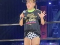 プロレスデビューを発表するフワちゃん