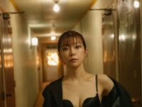 『伊瀬茉莉也1st写真集(タイトル未定)』先行カット⒞イマジカインフォス