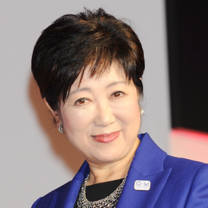 小池百合子氏、薄っペら「メダル祝福ツイート」に非難殺到