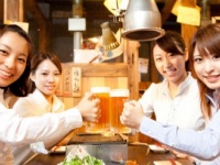 「オシャレなお店」VS「庶民的な居酒屋」、女子会をするならどっち？