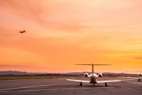 【動画】緊迫感！飛行機が緊急着陸するときの機内の様子とは