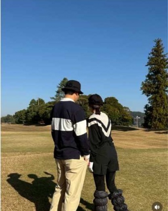 Instagram:里田まい(@maisatoda_official)より