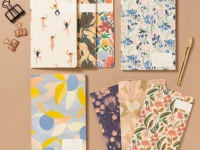 パリジェンヌも愛用。パリ発の文房具ブランド、ノートに新柄登場