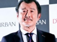 吉田鋼太郎