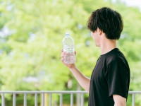 花粉対策！美容効果等々、多様な付加価値で競争激化するウォーター市場