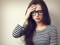 美人でいい子なのに！？なぜか結婚できない「ハンパ女子」特徴4つ