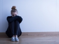 結婚ラッシュで焦ってない？　他人の結婚を喜べないときの、心の落ちつかせ方4選