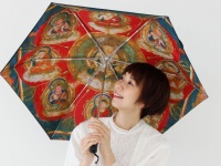 梅雨に曼荼羅の傘とかオツかも？仏教の世界を5種のアイテムにしたお寺ラヴな「おてらぶ」商品が販売中