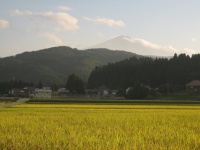 秋田県由利本荘市から鳥海山を望む（Douglas Perkinsさん撮影、Flickrより）