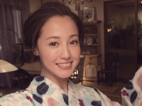 最強美女・沢尻エリカの浴衣セルフィー＆無防備部屋着姿が可愛すぎると話題に