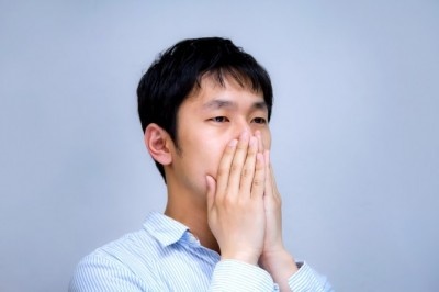 うわ……。「ワキ毛」「鼻毛」「ヒゲ」、男性が一番デートで見たくないのは？