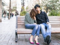 男性が「彼女が生理のとき」に気を使っている」と6つ！