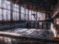 チェルノブイリの今を赤外線フィルターを通して撮影された写真