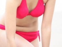 ボ、ボンレスハム!?　「体形に全然合ってない!!」とツッコみたくなる女性の水着姿3選