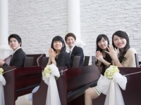 いやいや、絶対カンベンでしょwww　結婚式に会社の人を呼びたい女子はたったの〇〇％……。