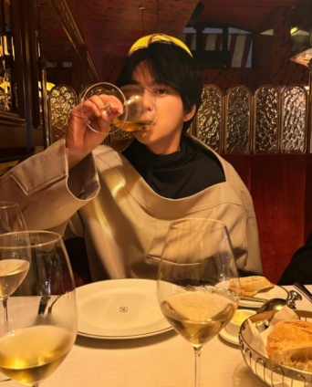 Instagram：佐藤勝利(@shori_sato_official)より