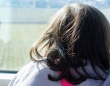 4歳次女が新幹線で、隣の乗客の駅弁をガン見。制する間もなく、乗客がご飯を一口食べると（茨城県・50代女性）