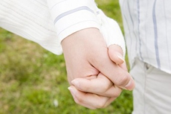 恋人つなぎをする男性＆女性心理まとめ