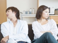 危険なサインは？　離婚する夫婦が「しがちなこと」4つ