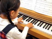 楽しい演奏もトラブルのもとに（画像はイメージ）