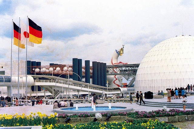 開催当時の万博会場（m-louisさん撮影、Flickrより）