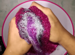 水音が心地よい。柔らかいスポンジをちぎる動画に脳がとろけそう・・・。