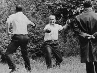 公に残されている映像では最も古いとされているフランスの決闘シーン（1967年）