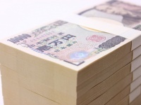 波田陽区　月収2,800万円「石油王」と呼ばれ、全財産で墓を購入