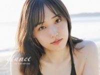 モーニング娘。’22 譜久村聖写真集「glance」⒞オデッセー出版／ワニブックス