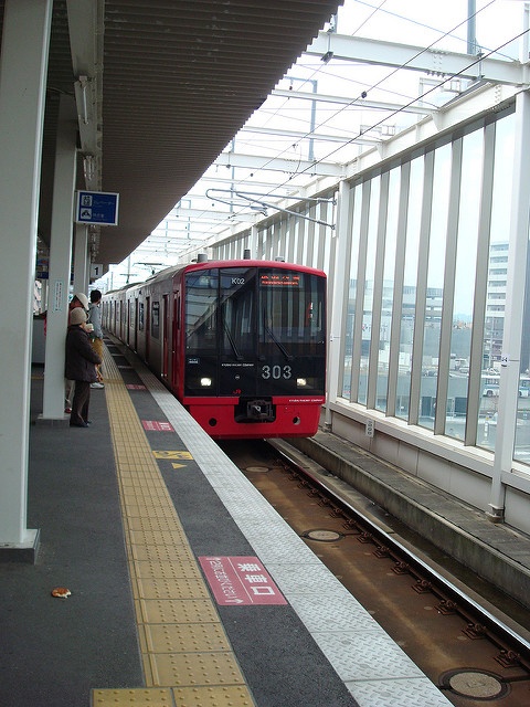 九大学研都市駅