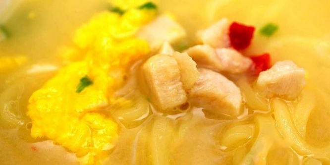 彩り豊かな具だがボリュームには欠ける