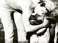 まだ売れない時代のシルベスター・スタローンが愛犬を売り、買い戻すまでのエピソード