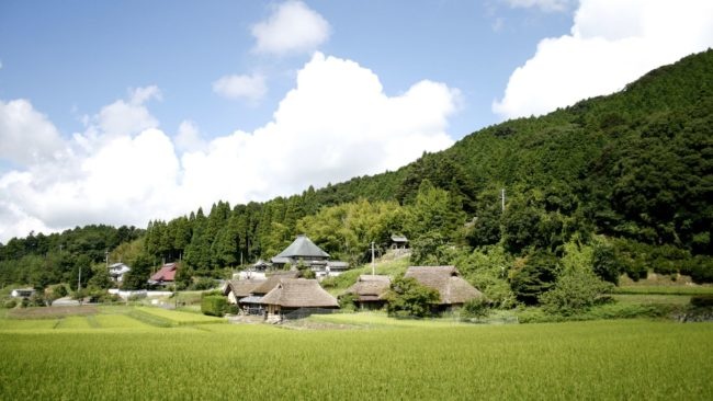 Photo by Bizen City is licensed under CC BY 4.0 International