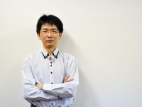 インタビューに答えるかすがまるさん