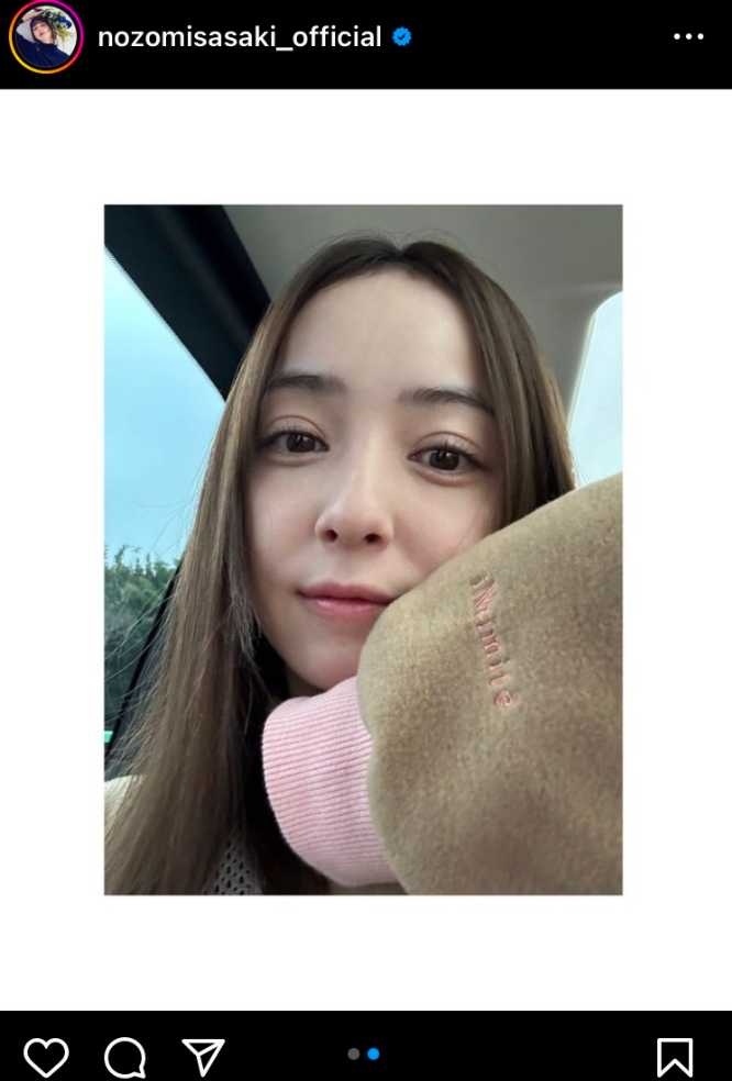 Instagram：佐々木希 (@nozomisasaki_official)より