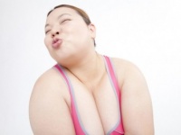 オンナとして見れねぇ……！　「おデブ女子」に対する男性の本音4つ