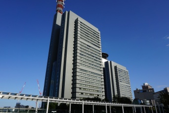 またまたまた「中学生にわいせつ行為」　28歳理科教師・懲戒免職　自校の女子生徒をホテルで…