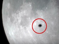 スーパームーンにおまけがついてた？月のまわりを凄い速度で飛んでいたUFOが2体目撃される