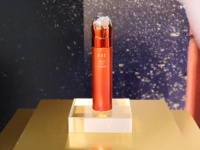 乾燥に負けないツヤ肌へ。エストから秋の新2アイテムが登場！　ブランドを代表する泡美容液がリニューアル