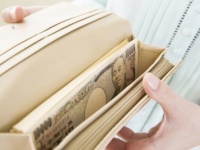 1,000万円以上が●％も!?　30代独身女子の貯蓄額はコレだ！