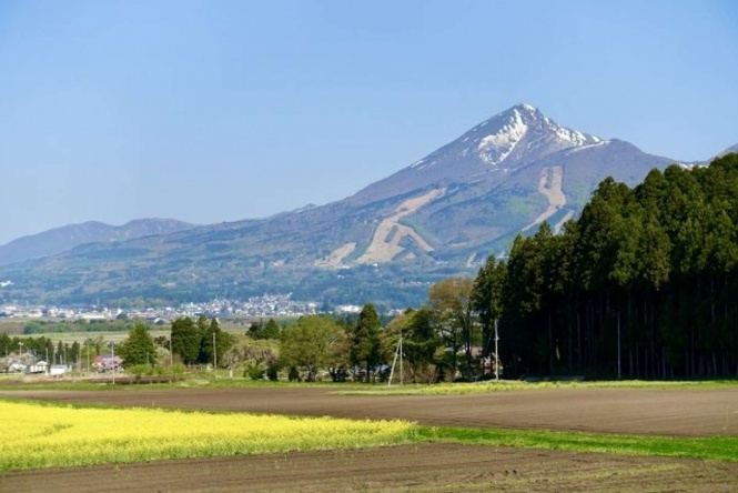 磐梯山（画像はPhotoAC）