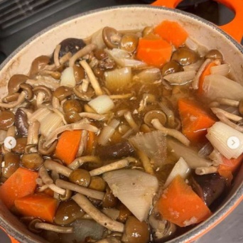 インスタグラム：工藤静香(@kudo_shizuka)より