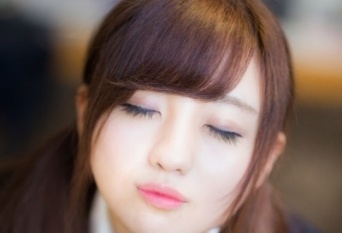 色気ありすぎっ……男性が「彼女じゃない女子」とキスしたくなる瞬間6つ