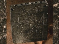 火を吐くクリーチャー「貪る者」捕獲の為、魔術師の呪文が書かれた2800年前の石製の容器が発見される（トルコ）