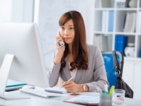 働く女性はキケン!?　専門医に聞く「エコノミークラス症候群の原因と対策」