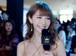 「胸元が…」　藤井リナのセクシードレスが“目のやり場”に困る！