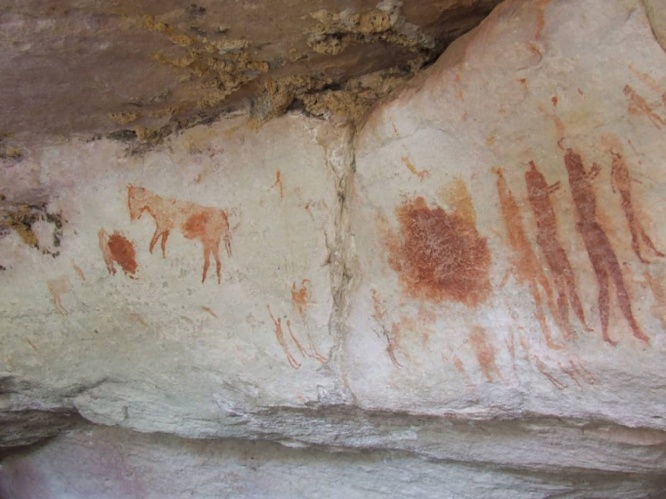 現生人類はアフリカの2つの異なる集団が数万年かけて交配した後に誕生した可能性